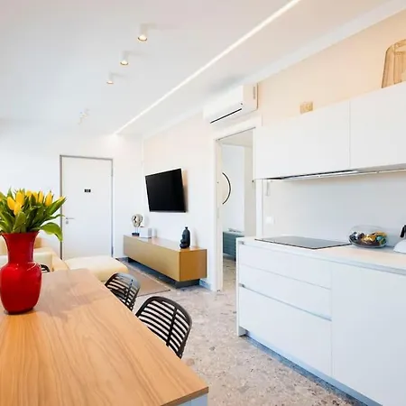 דירה Lusso-vista Lago Nuovissimo Attico Con Jacuzzi